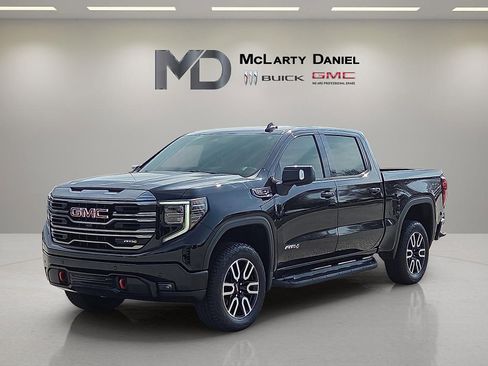 Certified 2024 GMC Sierra 1500 AT4 w/ Technology Package image 2
