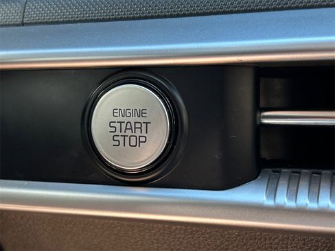 Used 2023 Kia K5 LXS image 14