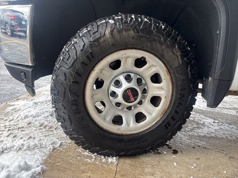 Used 2020 GMC Sierra 3500 4x4 Crew Cab w/ Fleet Convenience Package image 34