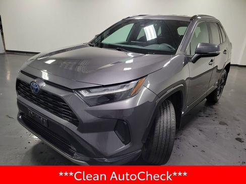 Used 2023 Toyota RAV4 SE AWD/4WD image 4