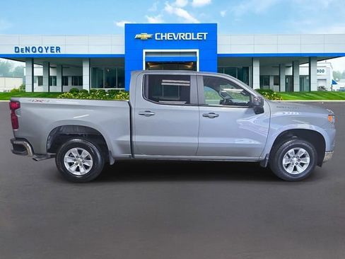 Used 2025 Chevrolet Silverado 1500 LT AWD/4WD image 8