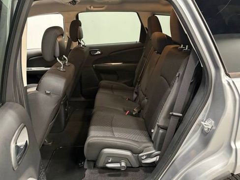 Used 2018 Dodge Journey SXT w/ Connectivity Group image 28