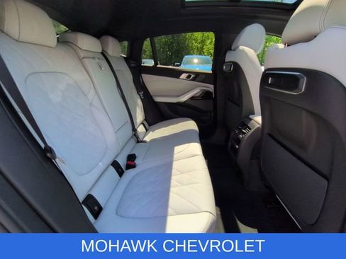 Used 2026 BMW X6 xDrive40i w/ Premium Package AWD/4WD image 29