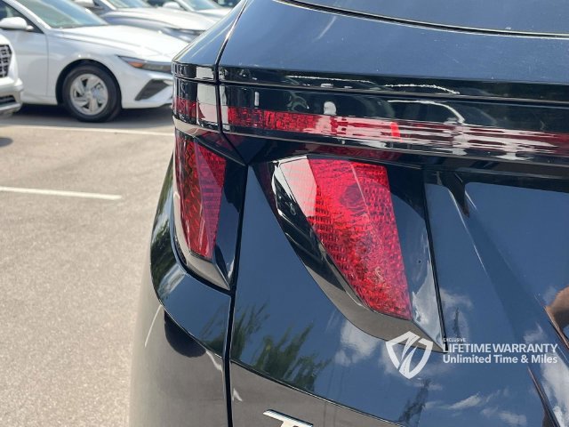 Used 2024 Hyundai Tucson SE AWD/4WD image 10