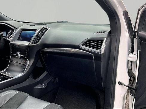 Certified 2020 Ford Edge ST w/ Equipment Group 401A AWD/4WD image 17