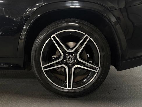 Used 2022 Mercedes-Benz GLS 450 4MATIC image 7