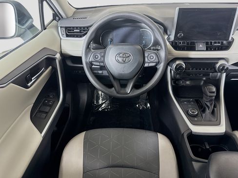 Used 2023 Toyota RAV4 XLE w/ Convenience Package AWD/4WD image 17