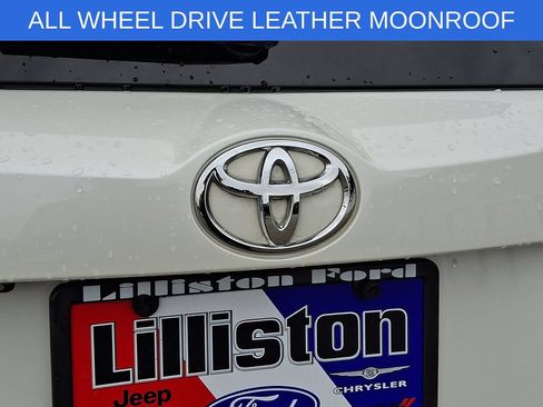 Used 2013 Toyota RAV4 Limited AWD/4WD image 31