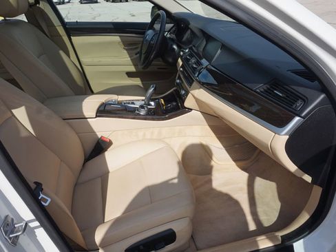 Used 2014 BMW 535i xDrive Sedan image 27