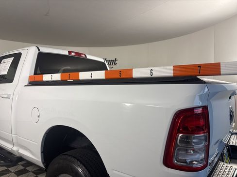 Used 2022 RAM 2500 Big Horn w/ Cold Weather Group image 7