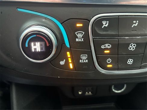 Certified 2023 Chevrolet Traverse RS image 49