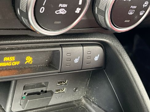 Used 2018 FIAT 124 Spider Abarth w/ Visibility Group RWD image 19