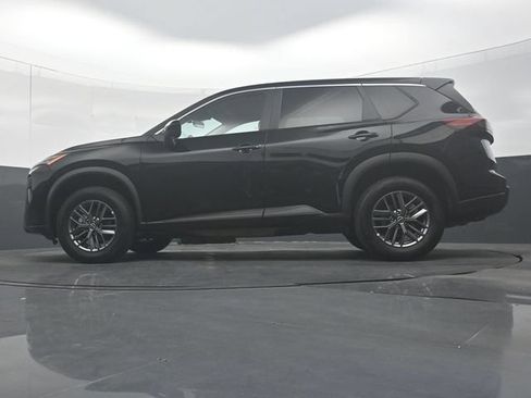 Used 2026 Nissan Rogue SV FWD image 29