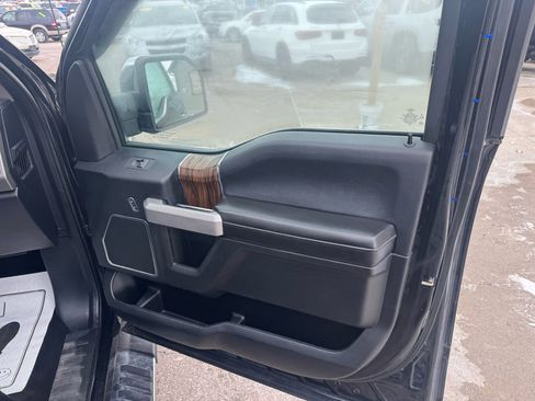 Used 2018 Ford F150 Lariat w/ Equipment Group 502A Luxury image 15