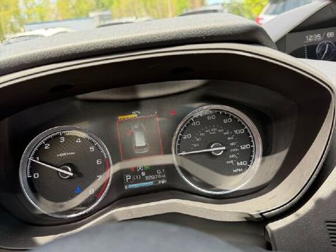 Used 2021 Subaru Forester Touring AWD/4WD image 10