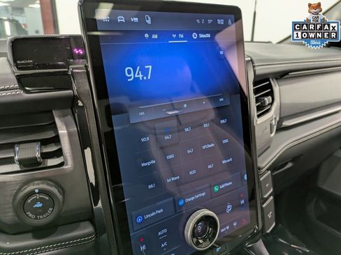 Used 2025 Ford F150 Lightning Platinum image 15