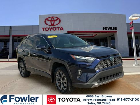 Used 2023 Toyota RAV4 Limited AWD/4WD image 8