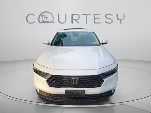 Used 2023 Honda Accord EX image 28