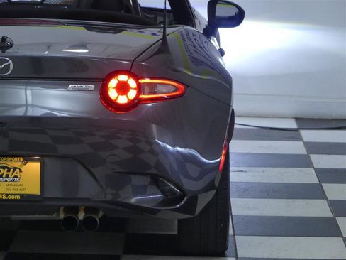 Used 2019 MAZDA MX-5 Miata Grand Touring image 30