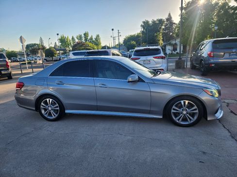 Used 2014 Mercedes-Benz E 250 BlueTEC Sedan image 5