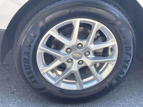 Used 2022 Chevrolet Equinox LT FWD image 8