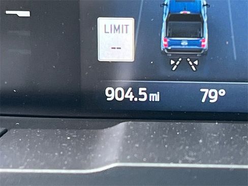 Used 2025 Ford Maverick Lariat w/ Black Appearance Package image 27