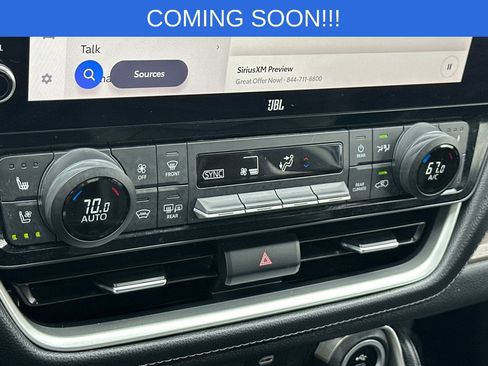 Used 2024 Toyota Grand Highlander AWD Hybrid image 22