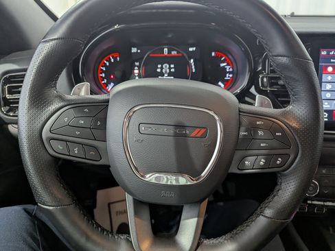 Used 2025 Dodge Durango GT AWD/4WD image 18