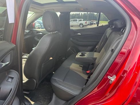 Used 2021 Buick Encore GX Select w/ Experience Buick Package AWD/4WD image 4