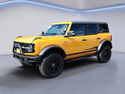 Certified 2022 Ford Bronco Wildtrak AWD/4WD image 7