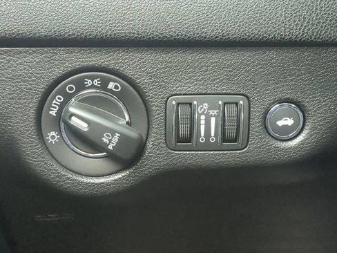 Certified 2021 Chrysler 300 S w/ S Model Appearance Package RWD image 26