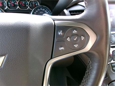 Used 2015 Chevrolet Suburban LTZ w/ Texas Edition image 26