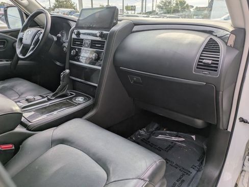 Used 2024 INFINITI QX80 Luxe image 25