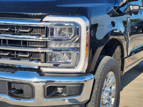 New 2026 Ford F250 King Ranch w/ Chrome Package AWD/4WD image 10