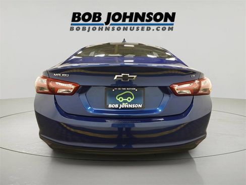 Used 2019 Chevrolet Malibu LT w/ Leather Package image 7