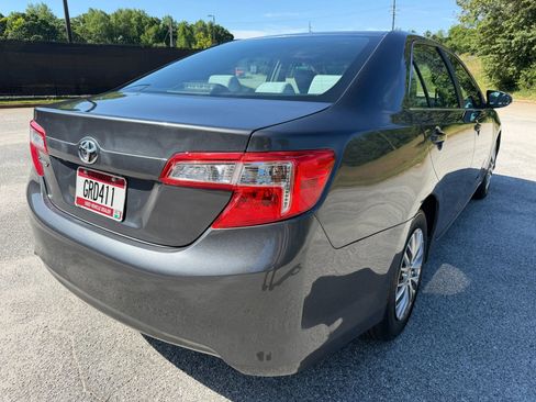 Used 2014 Toyota Camry FWD image 5