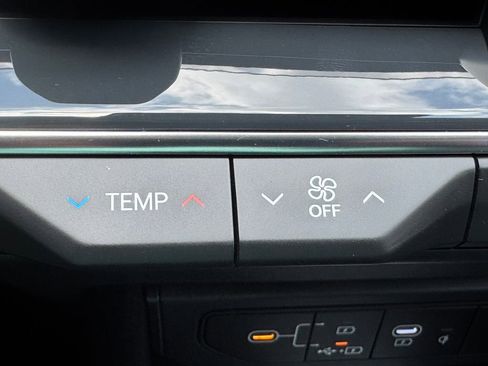 New 2026 Kia K4 EX image 26