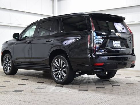 Used 2022 Cadillac Escalade Sport Platinum image 6