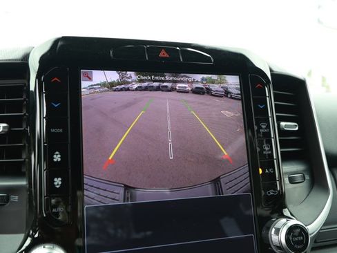 New 2026 RAM 2500 Big Horn AWD/4WD image 18