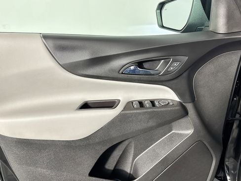 Used 2021 Chevrolet Equinox LT w/ LPO, Floor Liner Package image 16