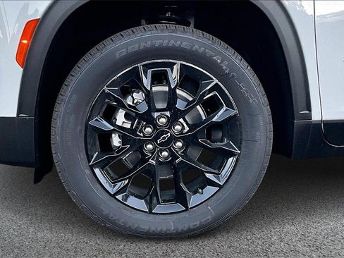 New 2026 Chevrolet Traverse LT w/ Midnight/Sport Edition image 11