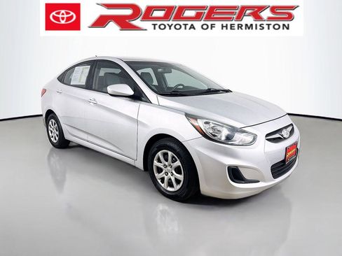 Used 2014 Hyundai Accent GLS FWD image 1