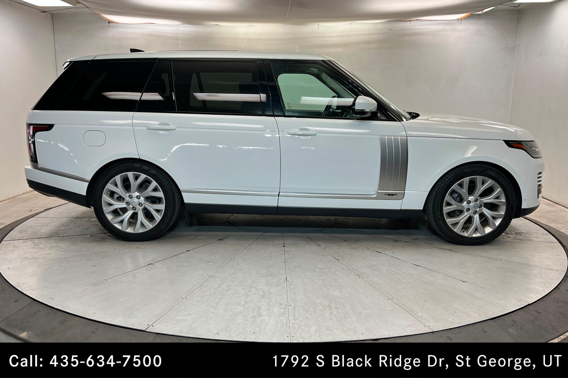 Used 2021 Land Rover Range Rover P525 Westminster Edition LWB AWD/4WD image 6