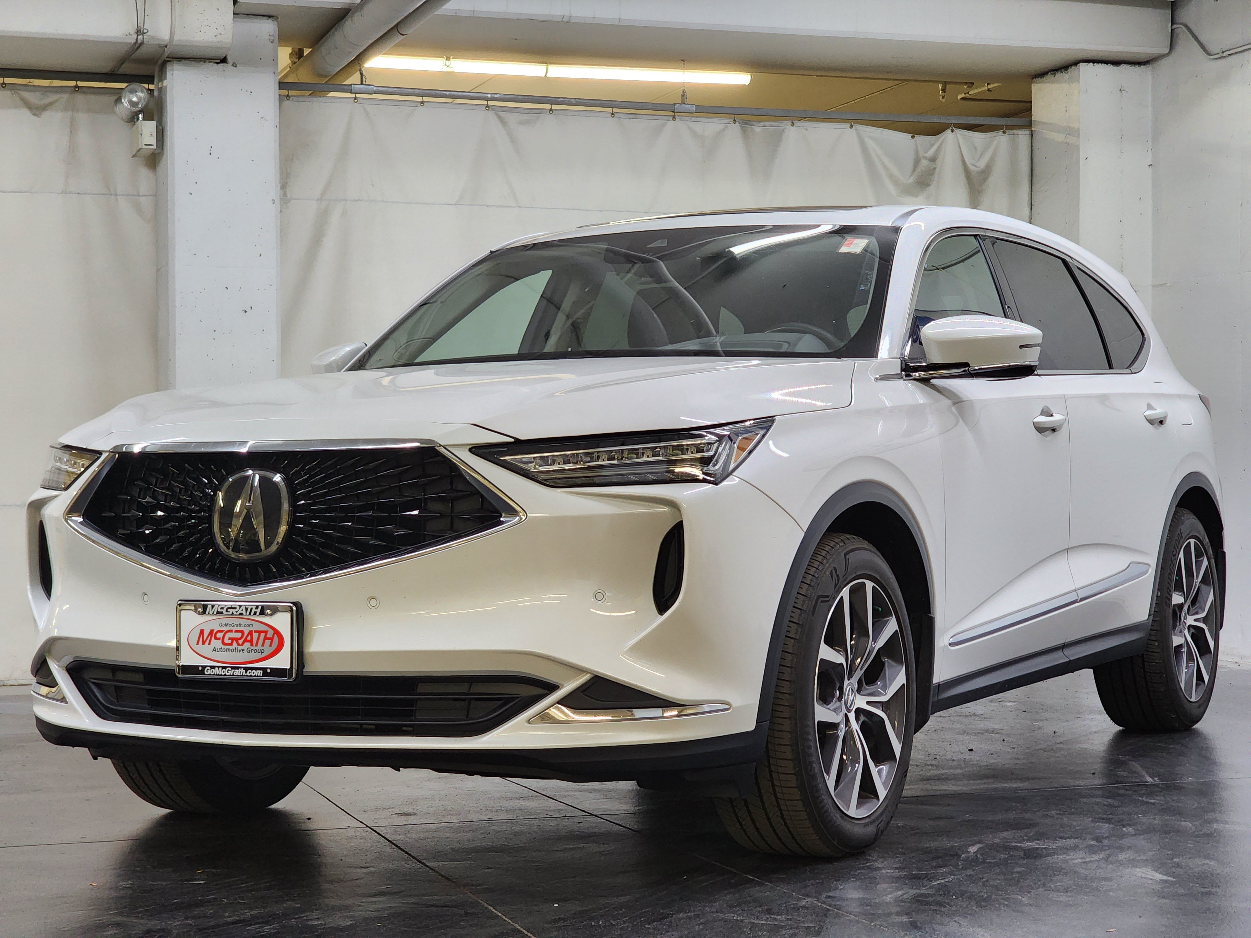 Used 2024 Acura MDX w/ Technology Package AWD/4WD image 11