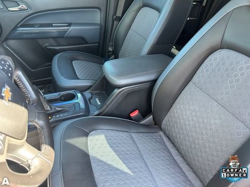 Used 2019 Chevrolet Colorado Z71 AWD/4WD image 18