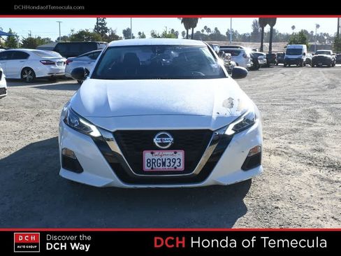 Used 2020 Nissan Altima 2.5 SR FWD image 2
