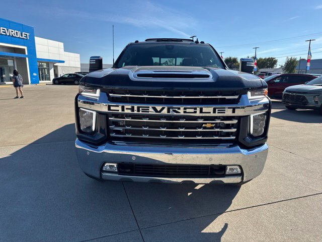 Used 2021 Chevrolet Silverado 3500 LTZ w/ LTZ Plus Package AWD/4WD image 20