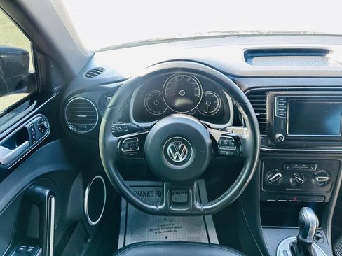 Used 2016 Volkswagen Beetle 1.8T SE FWD image 10