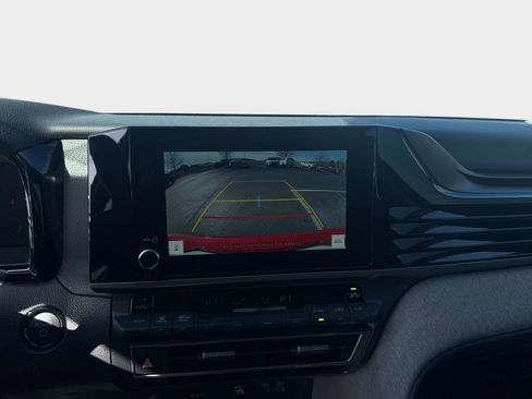 Used 2026 Toyota Camry LE w/ Convenience Package image 21