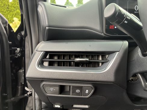 Used 2025 Kia K4 GT-Line w/ GT-Line Premium Package FWD image 26
